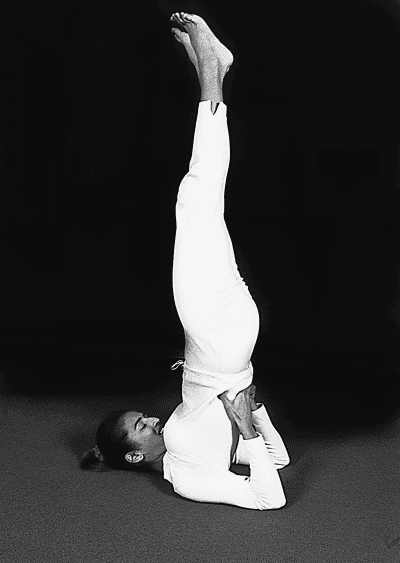 Schulterstand Yoga